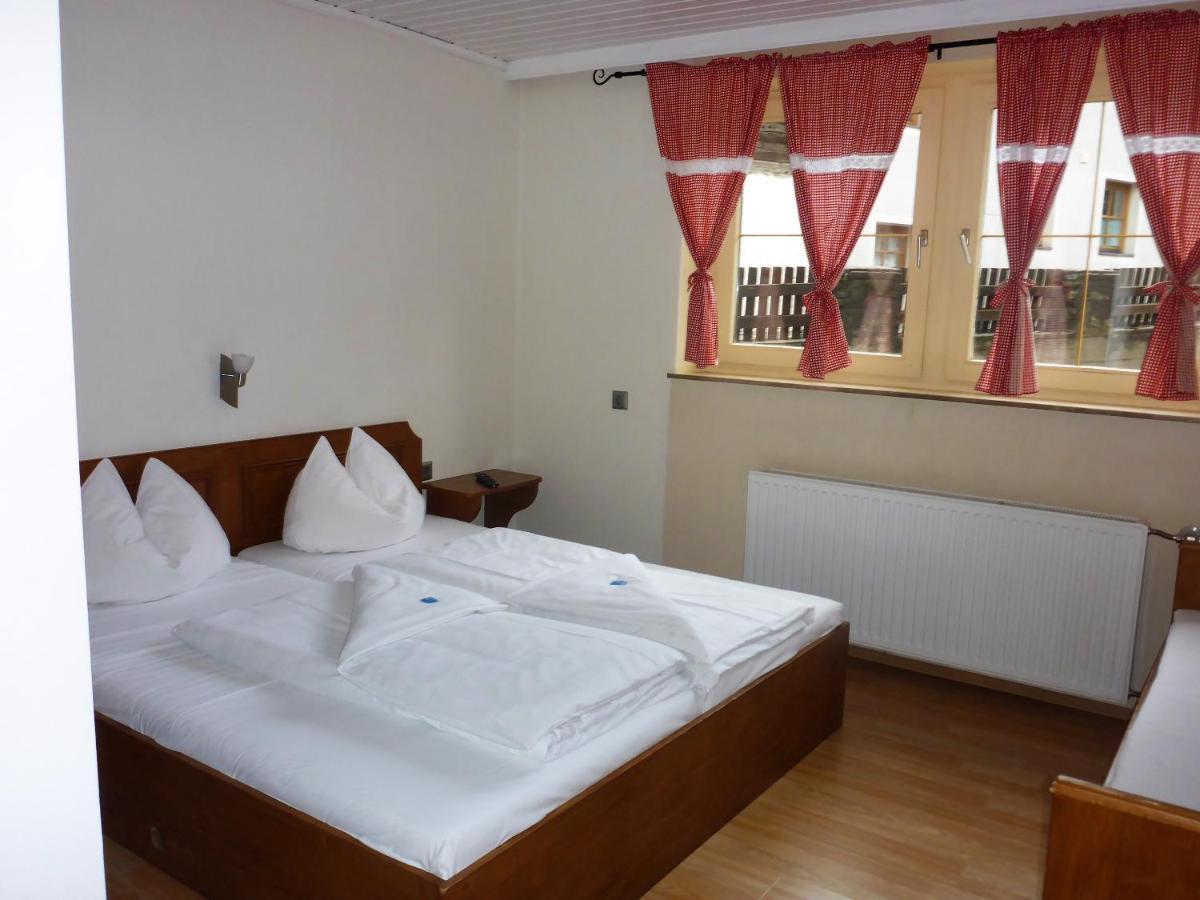 Sportpension Penhab Bed & Breakfast *