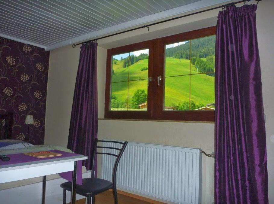 Bed & Breakfast Sportpension Penhab